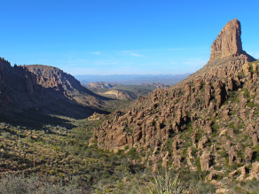 Guide to Central Arizona Hikes: for All Levels